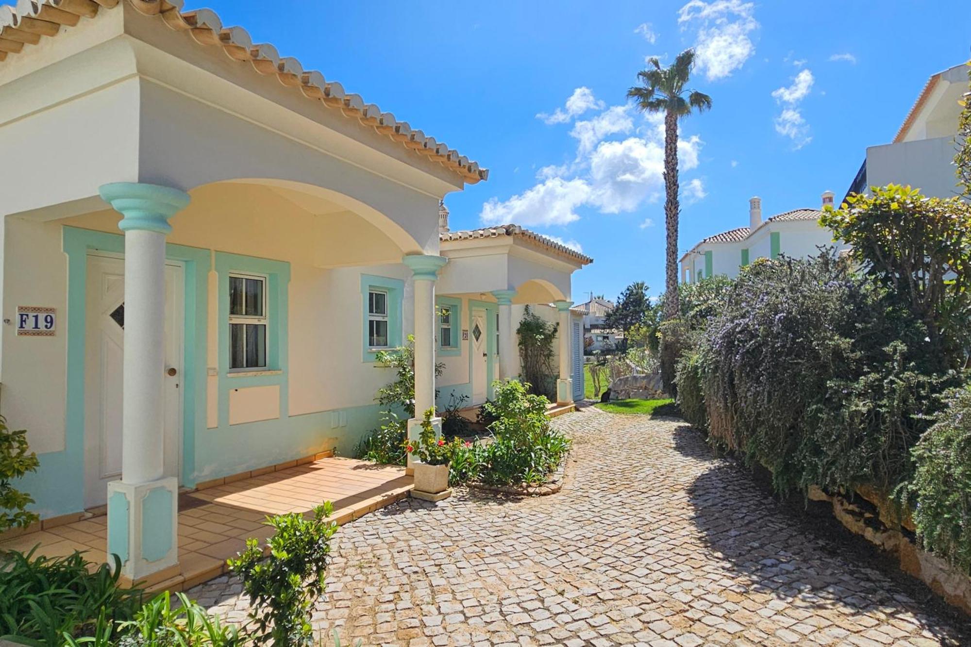 Quinta Da Floresta - Santo Antonio Villas, Golf & Spa Budens Exterior photo